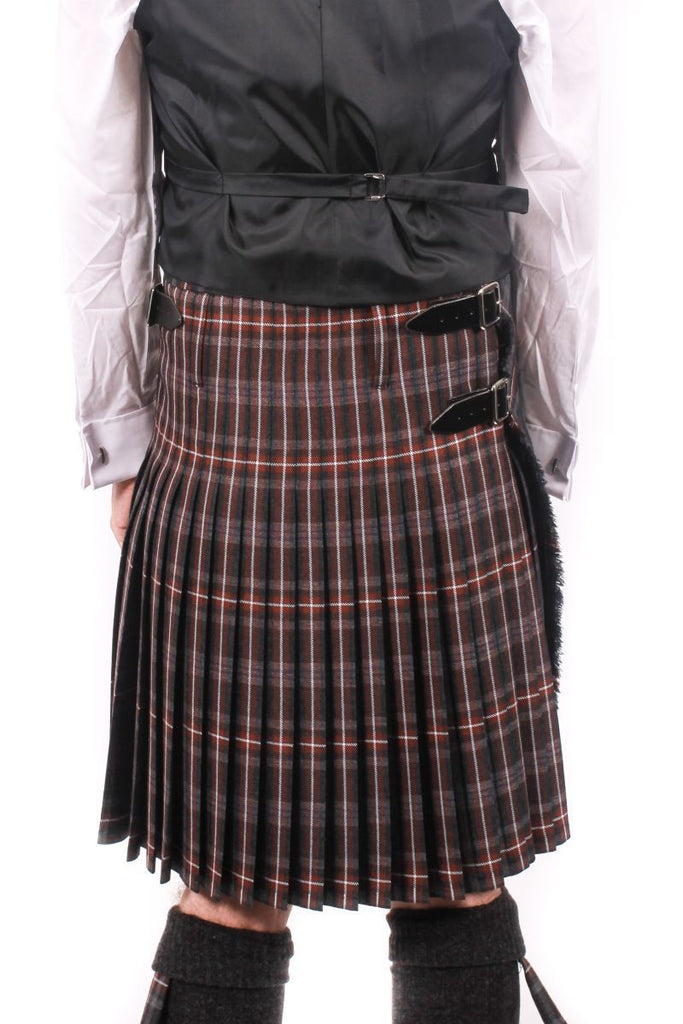 Hebridean Mediumweight 8 Yard Kilt - Bias Front